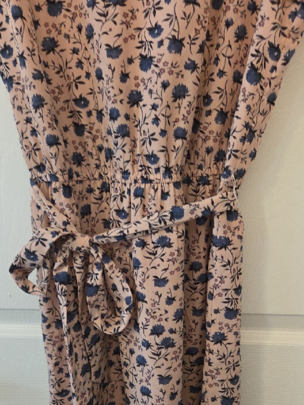 LOFT Tan Beige Blue Floral Midi Dress Size Medium - Picture 3 of 11